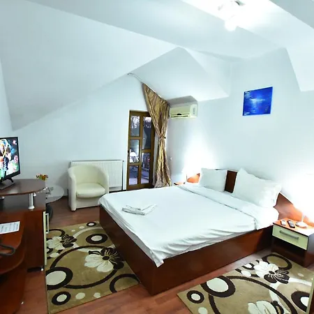 Hotel Euphoria 3*