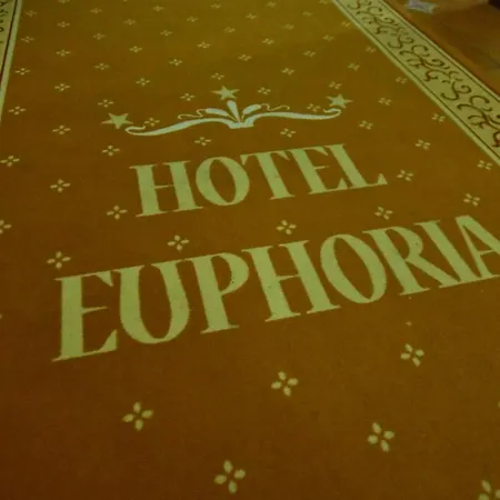 Euphoria 3*